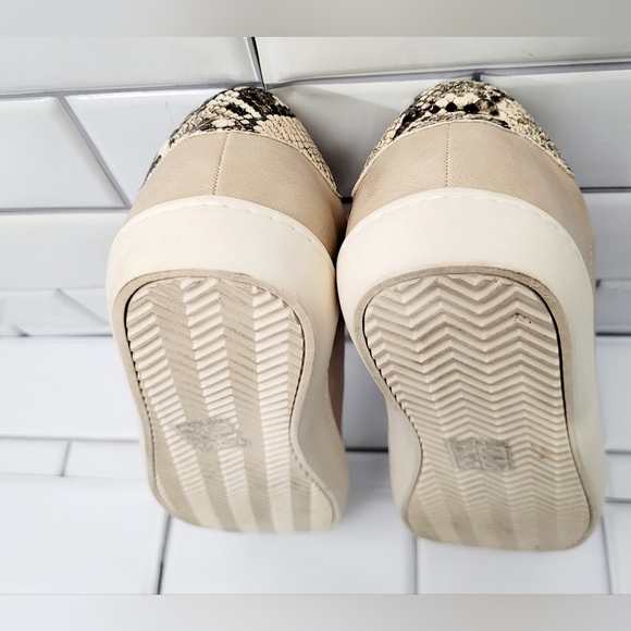 White Raven Impulse Python Print Ladies Beige Faux Leather Fashion Sneaker Colo - Picture 8 of 9